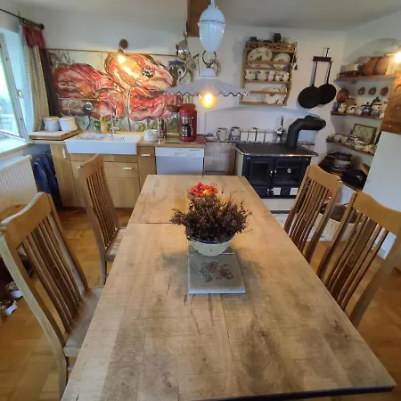 Apartment Kuenstlerhaus Weissgerberguetl Marquartstein