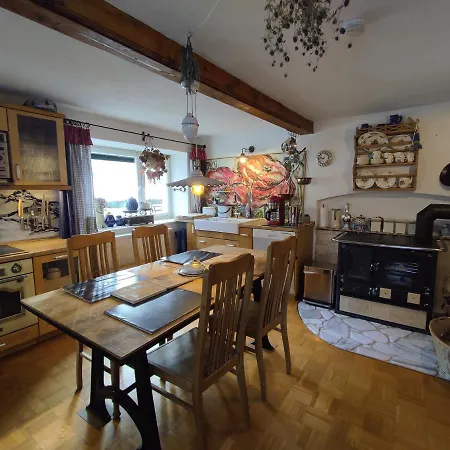 Kuenstlerhaus Weissgerberguetl Apartment