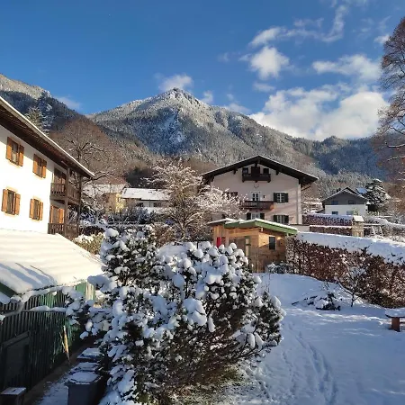 Kuenstlerhaus Weissgerberguetl Apartmán *